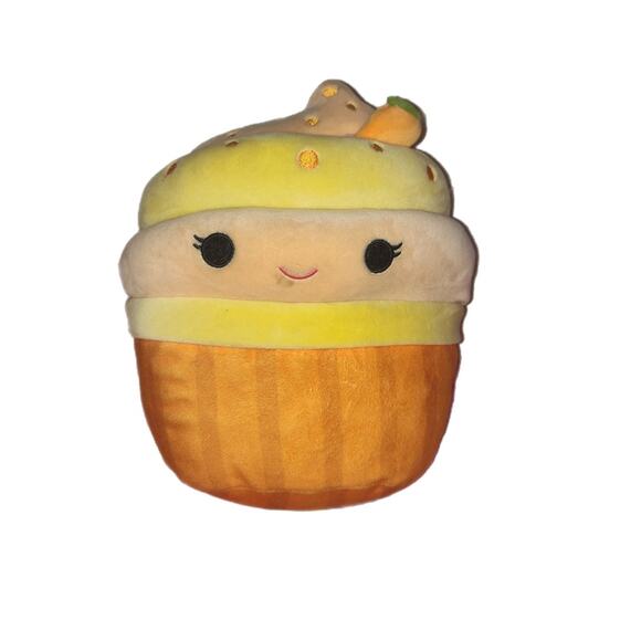 Squishmallow Carrot Cake Cupcake Plush - Picture 1 of 1